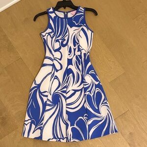 Lilly Pulitzer Blue and White Floral Women's Dress size XS